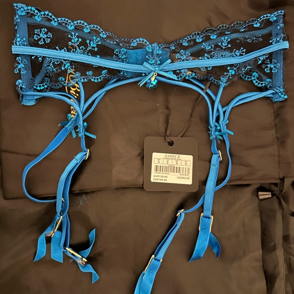 Sassy k Garter belt (S) - Picture 14 of 14